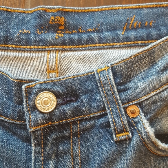 7 for all Mankind Flare Boot Cut Medium Wash - Picture 4 of 6